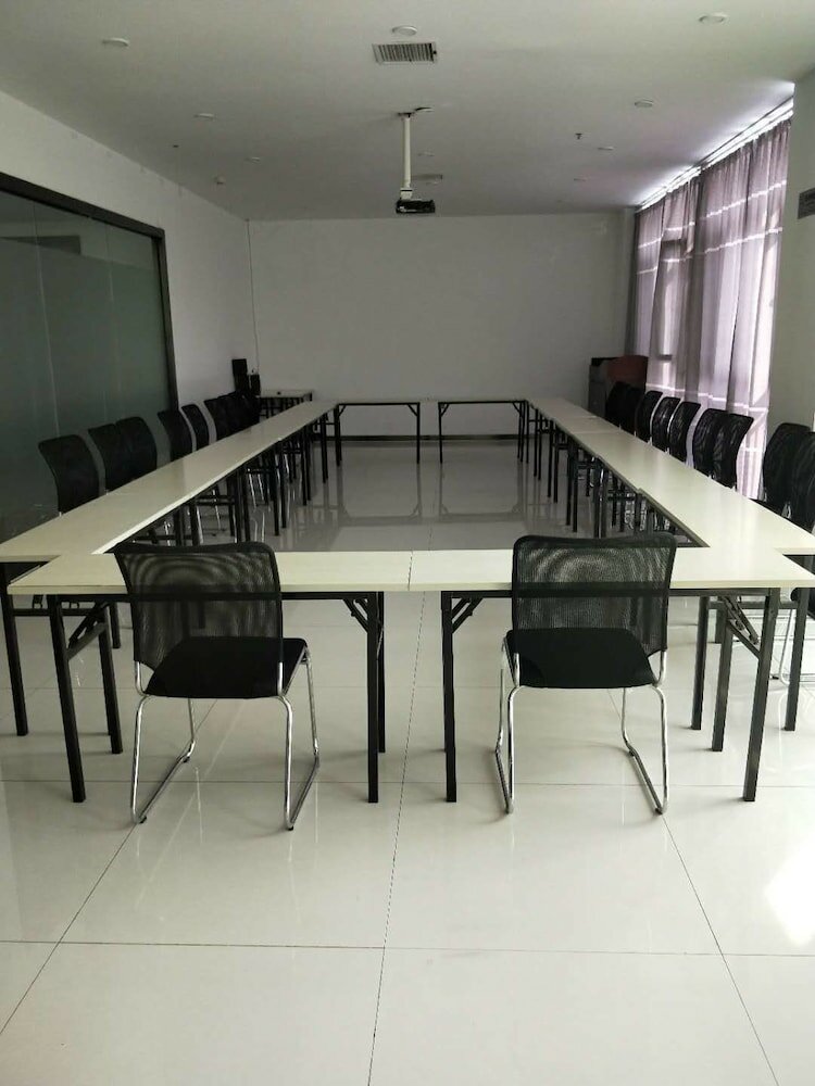 Фото Ibis Tianjin Wuqing