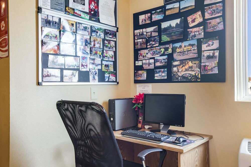 Фото Econo Lodge Inn & Suites Rockmart