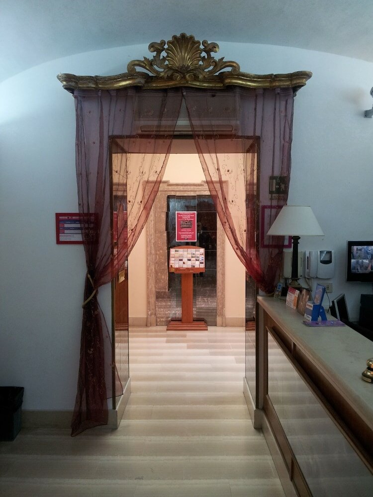 Фото Hotel Center 2