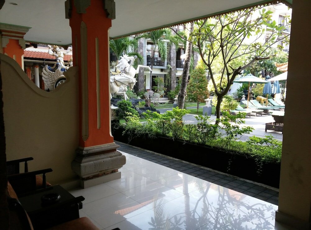 Фото La Walon Hotel