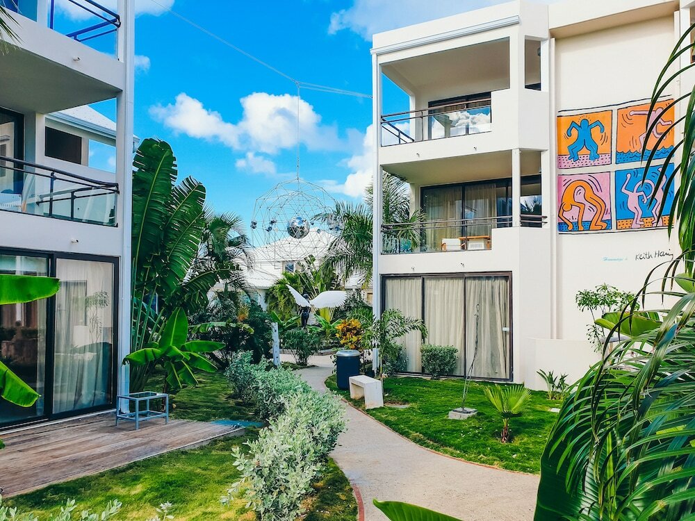 Фото Hommage Hotel & Residences