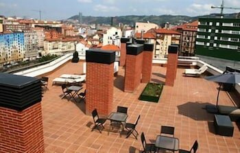 Фото Bilbao Apartamentos Atxuri