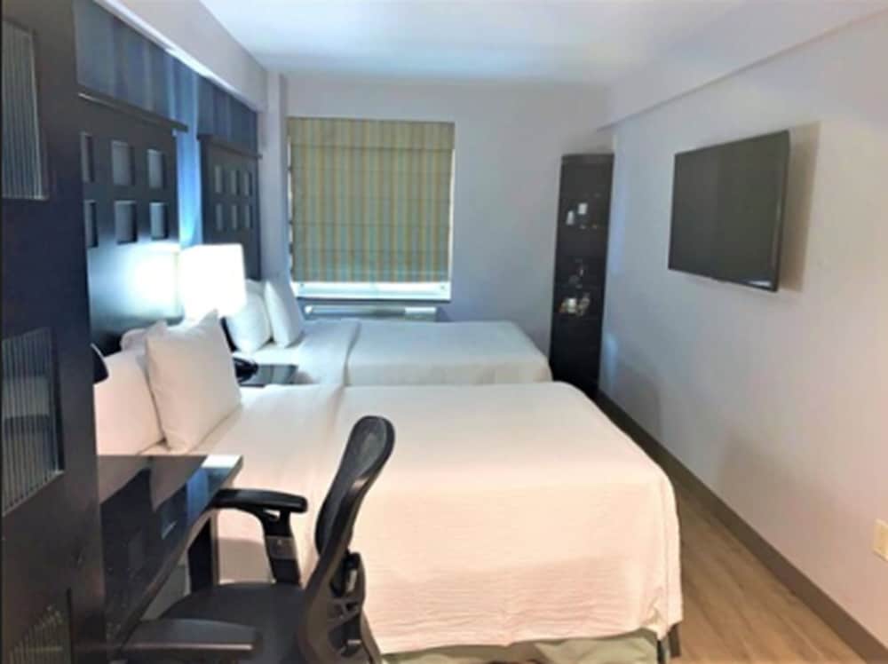 Фото Fairfield Inn and Suites New York Manhattan Chelsea