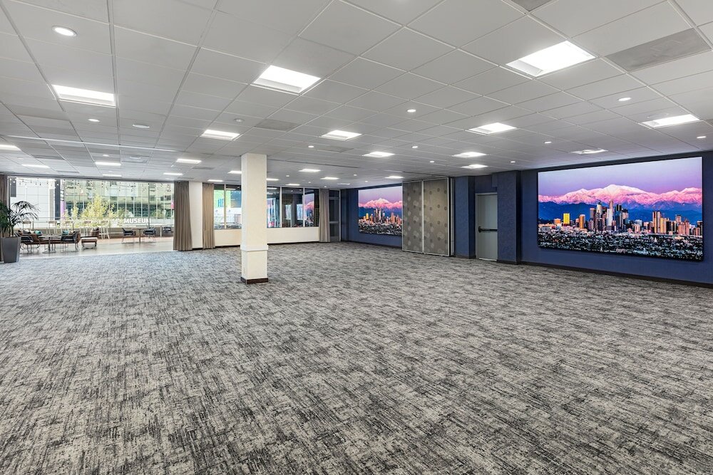 Фото E-Central Downtown Los Angeles Hotel