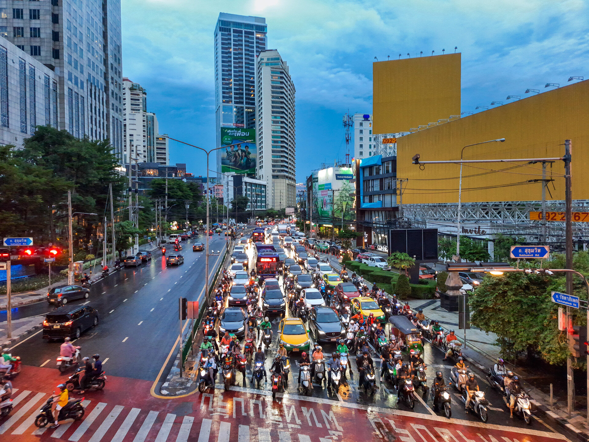 Фото Column Bangkok Hotel