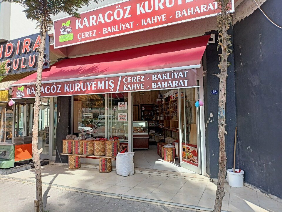 Nuts, snacks, dried fruits Karagoz Nuts, Izmir, photo