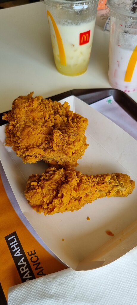 Fast food McDonald’s, Bali, photo