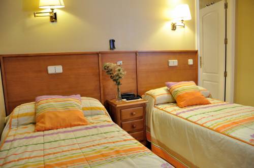 Фото Hostal Castilla II Puerta del Sol