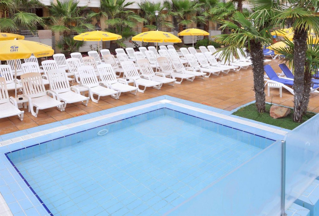 Фото Hotel Ght Oasis Tossa & SPA