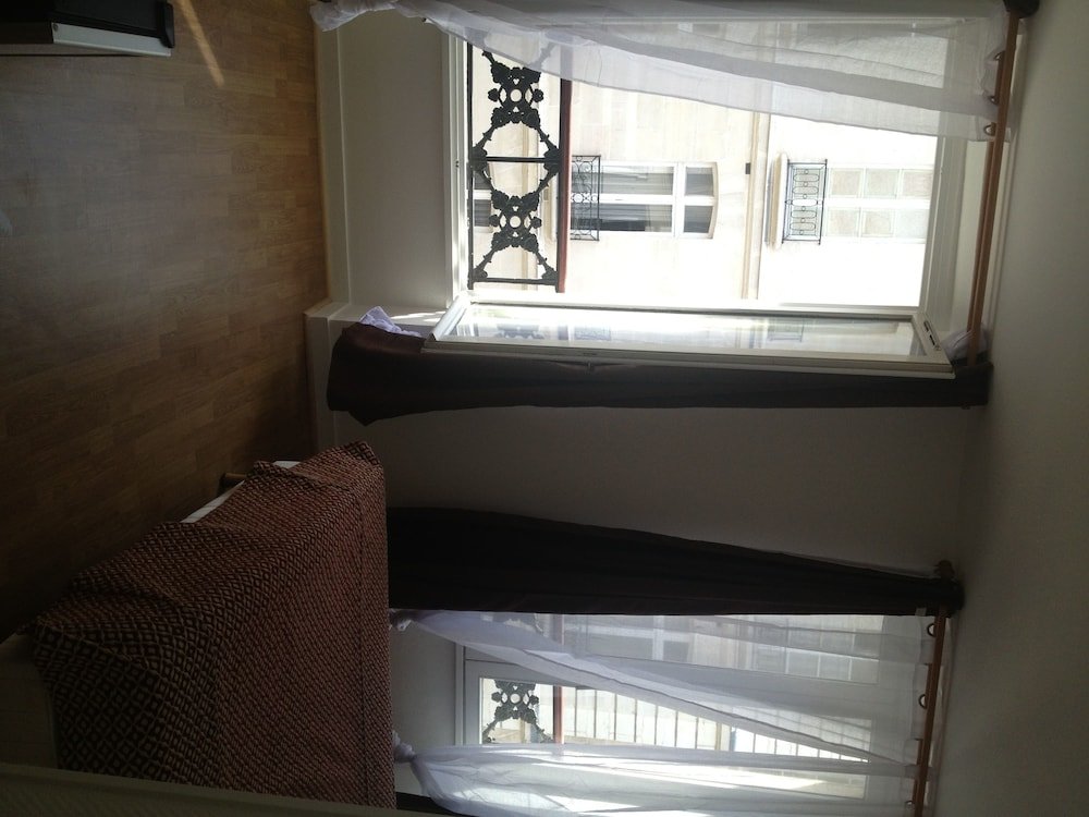 Фото Hôtel de Bordeaux