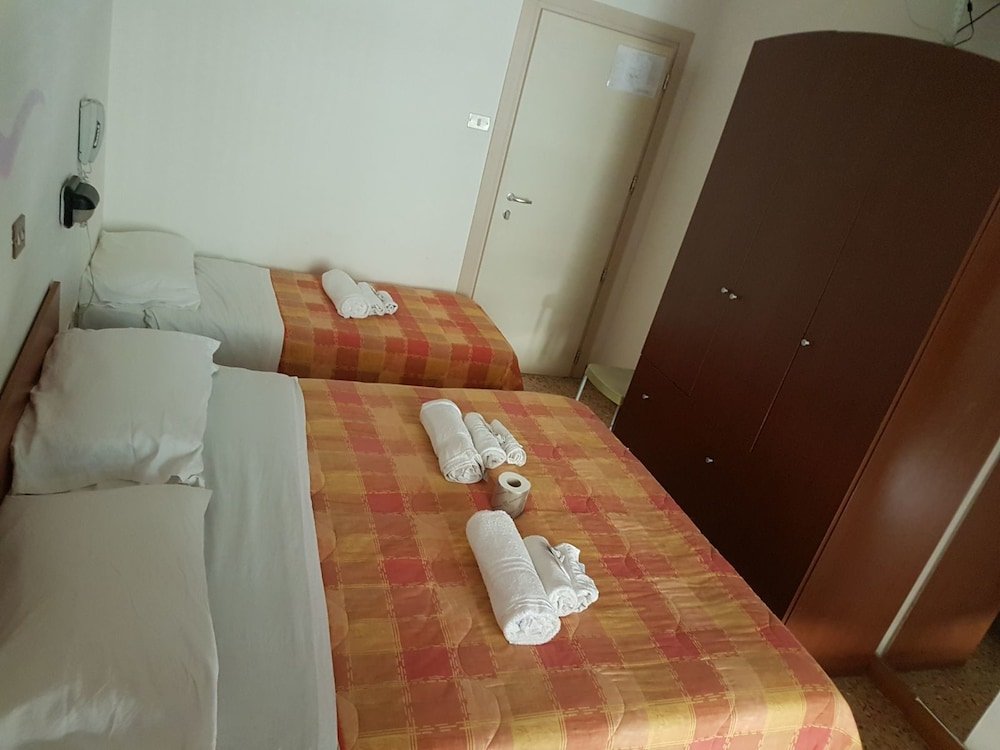 Фото Hotel Criss