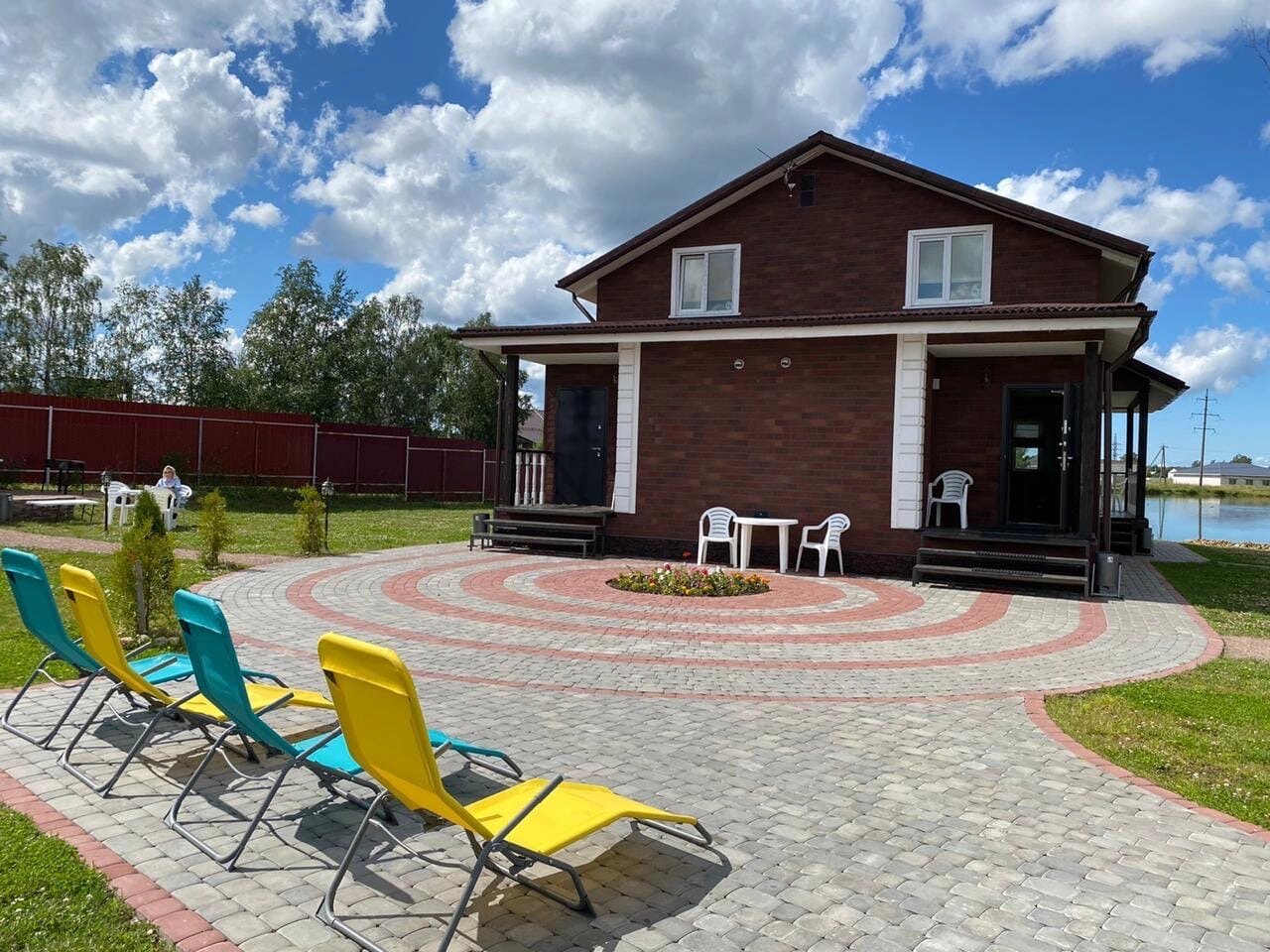 Фото Ромашковая