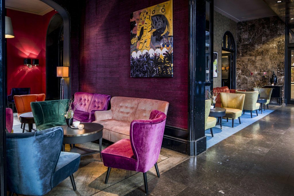 Фото The College Hotel