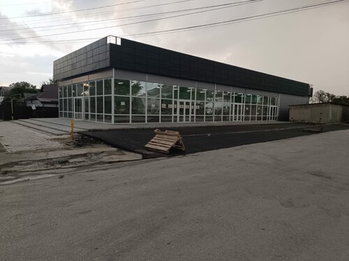 Shopping mall Qismetli, Republic of Crimea, photo