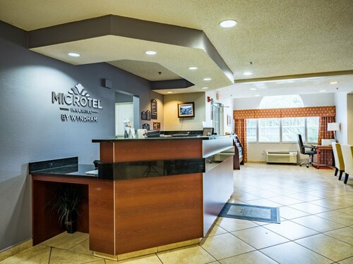 Гостиница Microtel Inn & Suites by Wyndham Palm Coast в Палм Кост