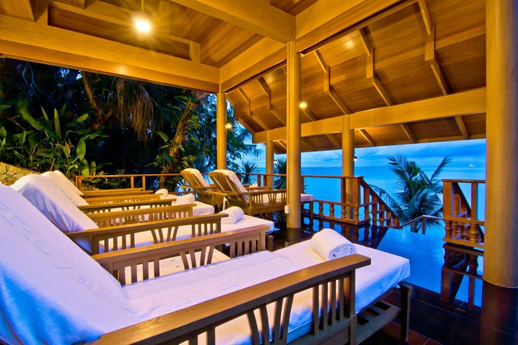 Фото Royal Wing Suites & SPA