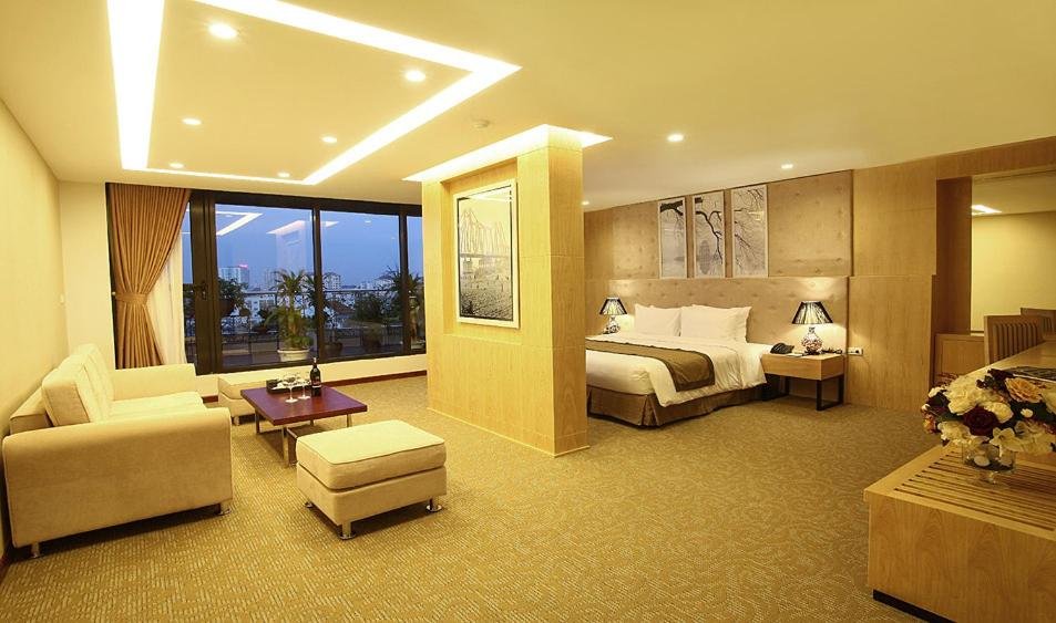 Фото Riverside Hanoi Hotel