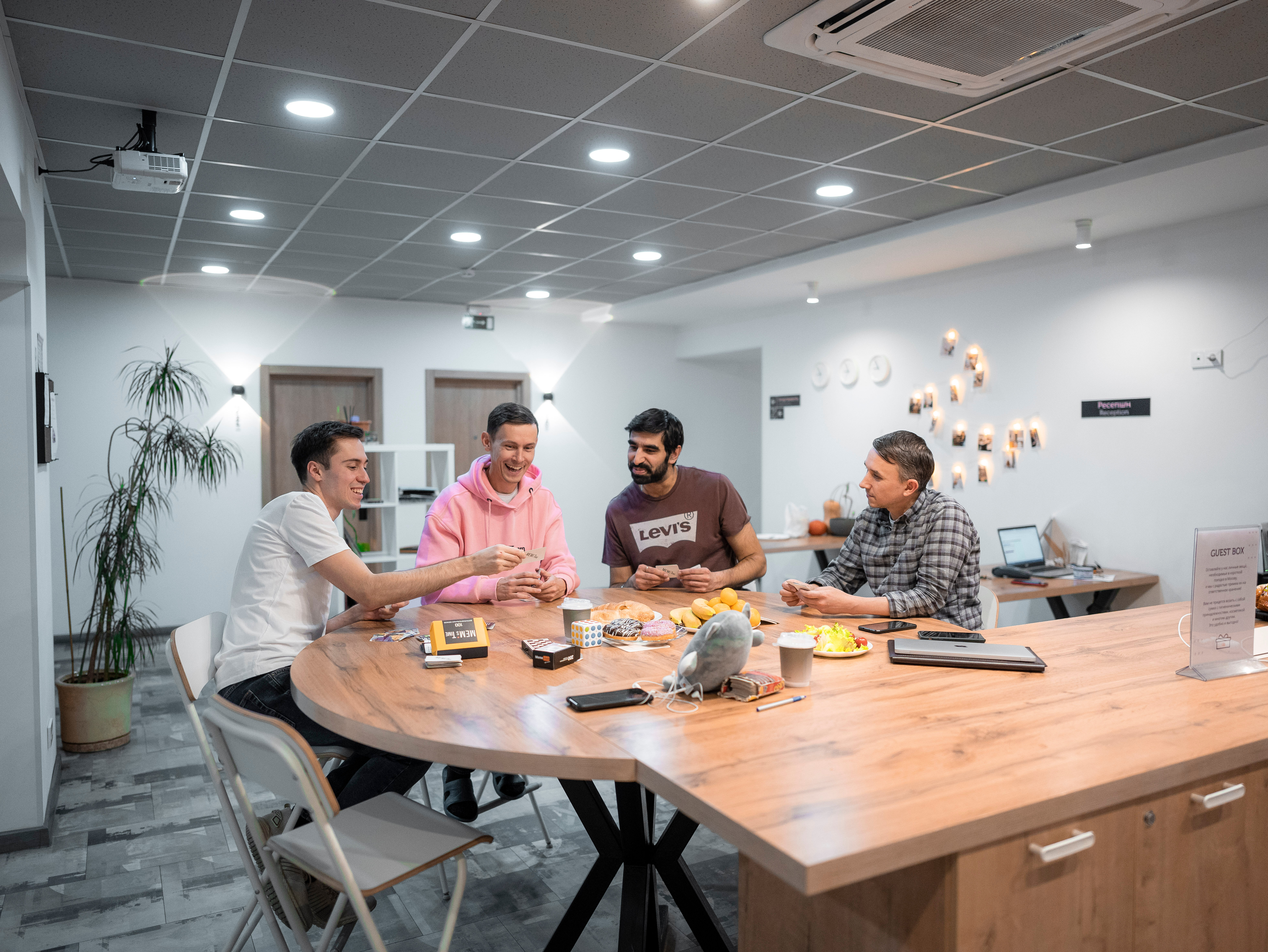 Фото Запятая