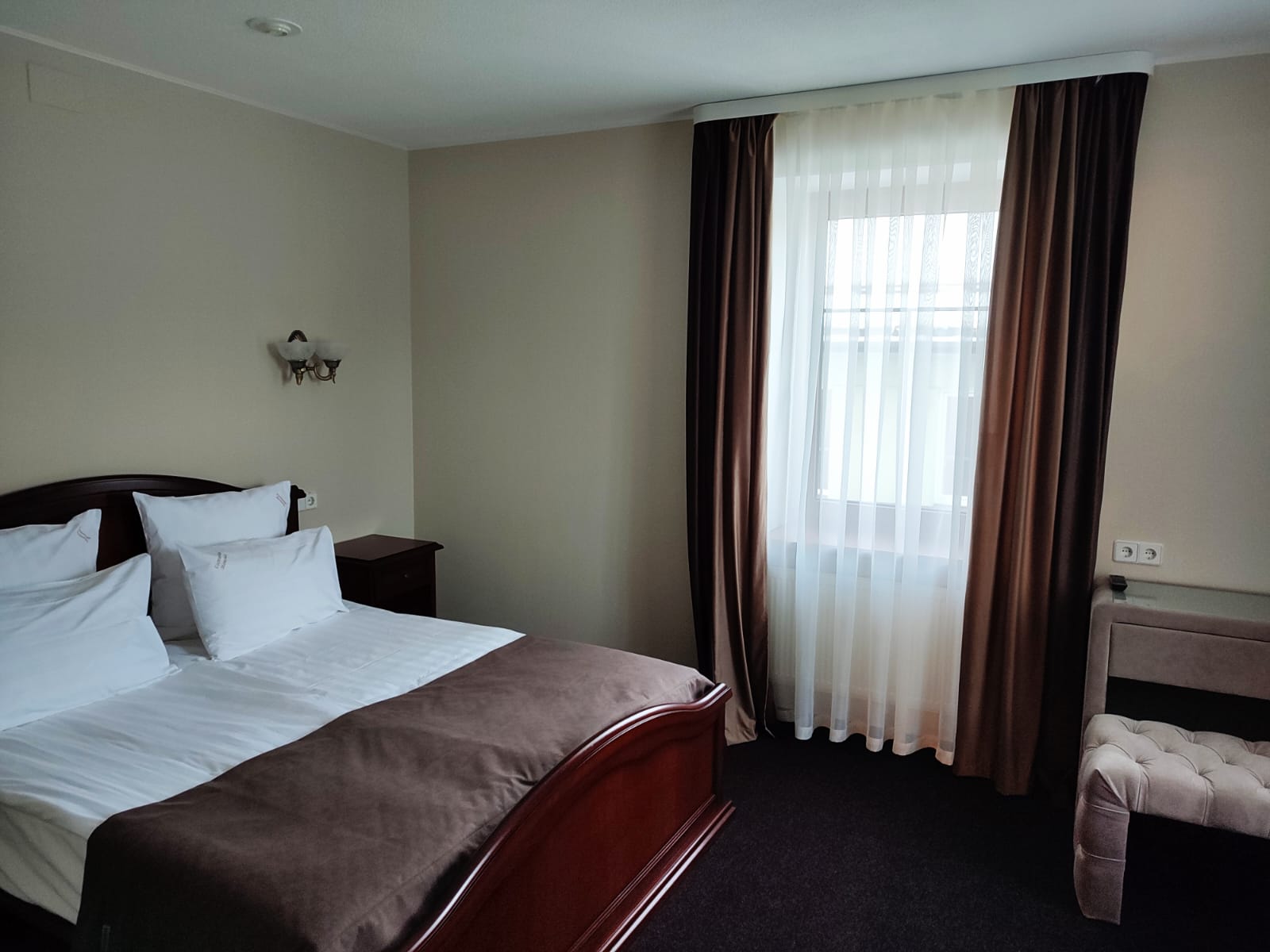 Фото отеля 2