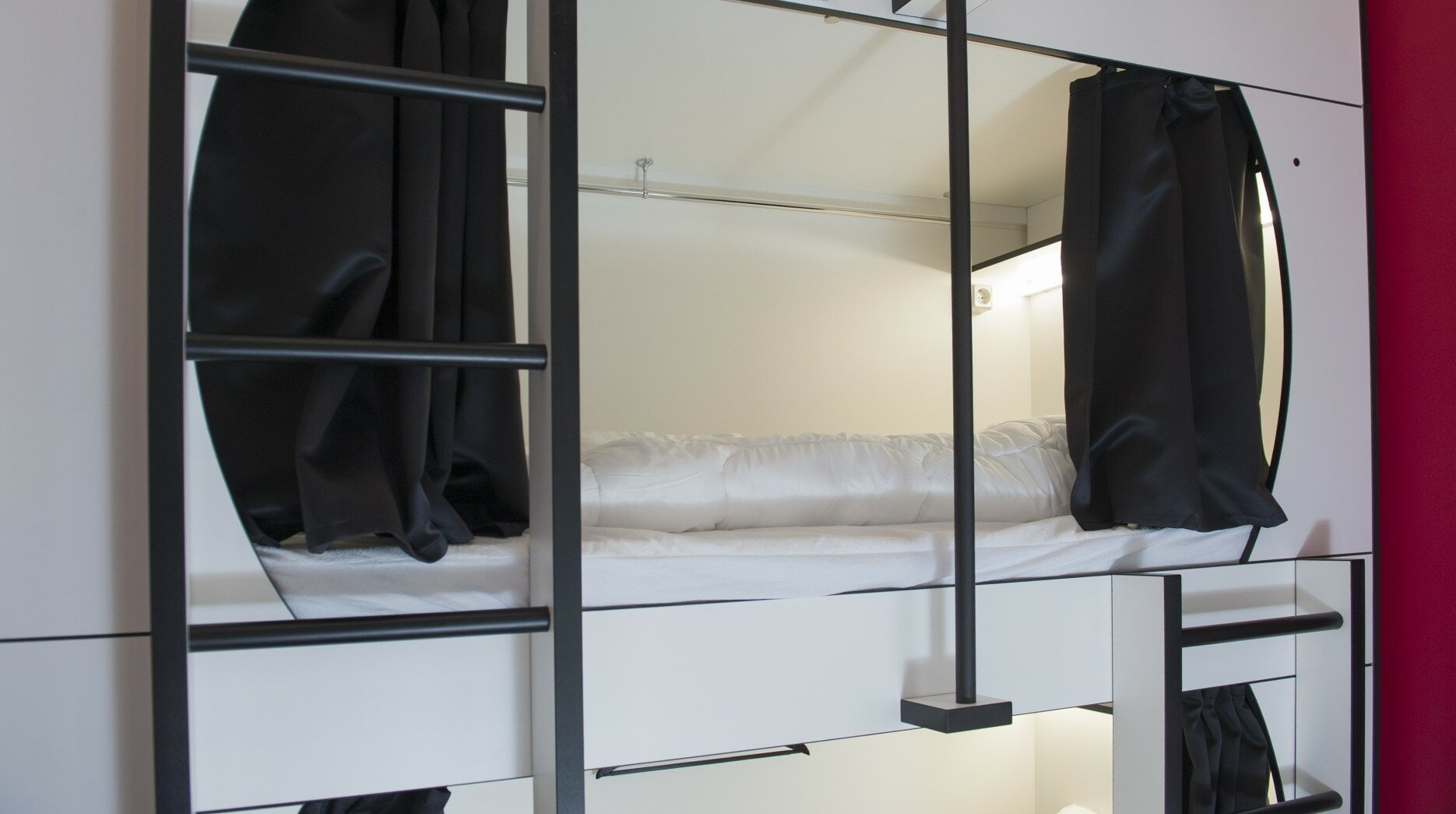 Фото Мун Скай 24/7