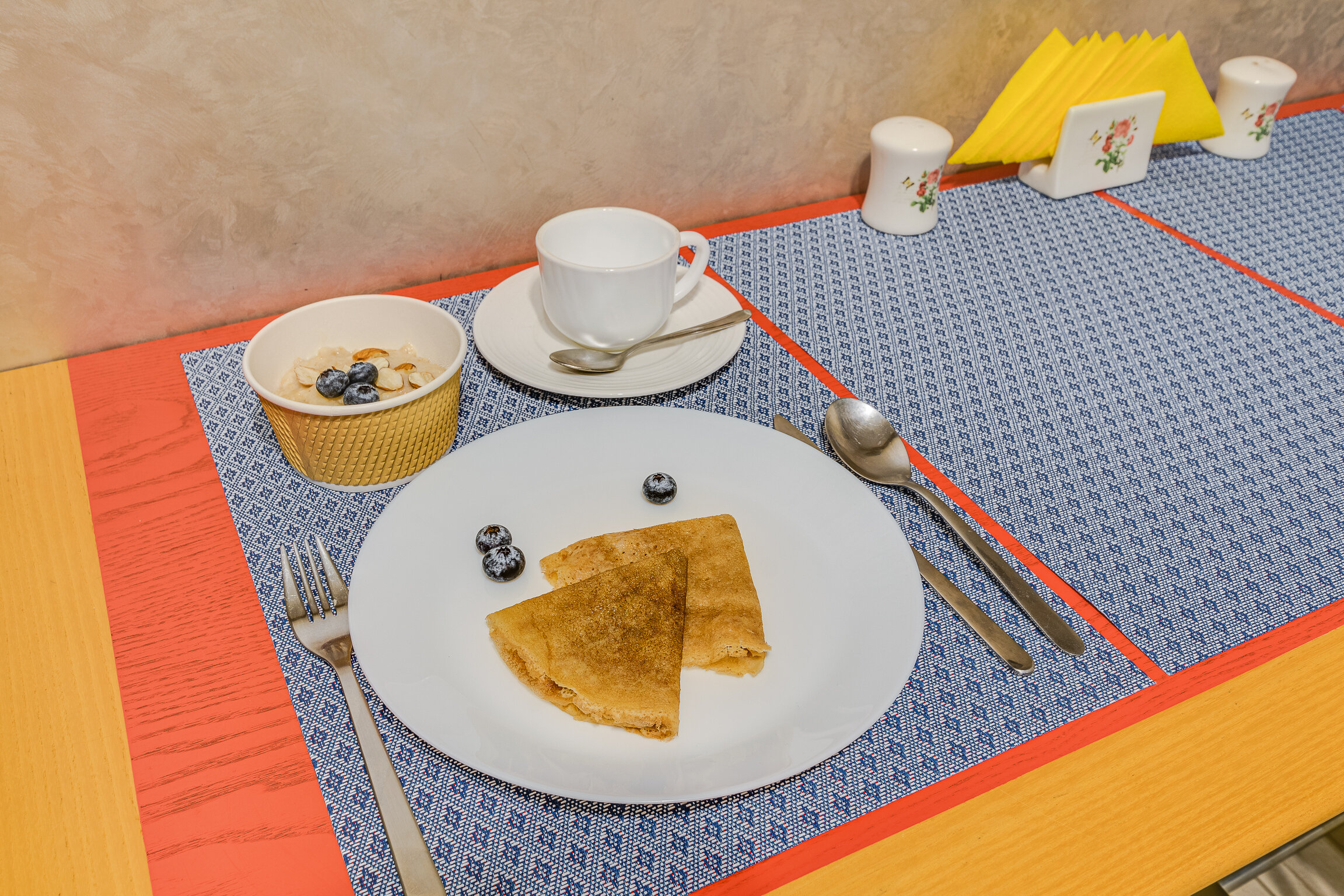 Фото Замок на Никольской