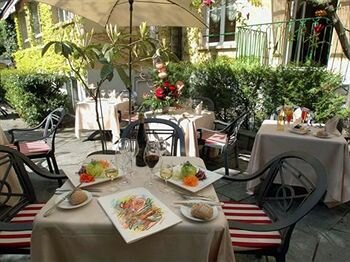 Фото Nh Geneva City