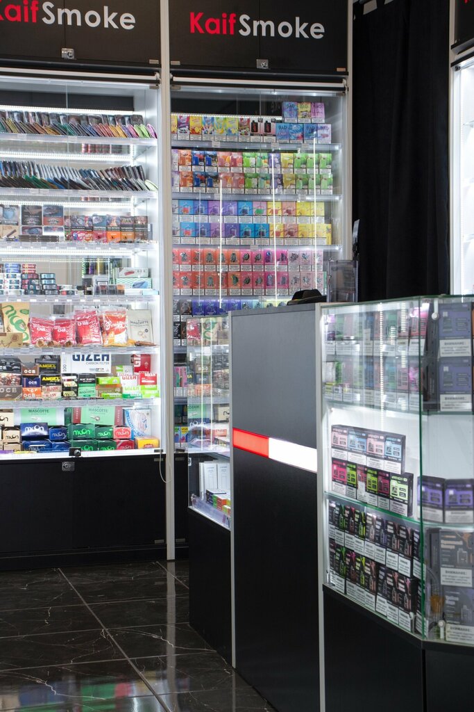 Tobacco and smoking accessories shop Kaif Smoke, Saint Petersburg, photo