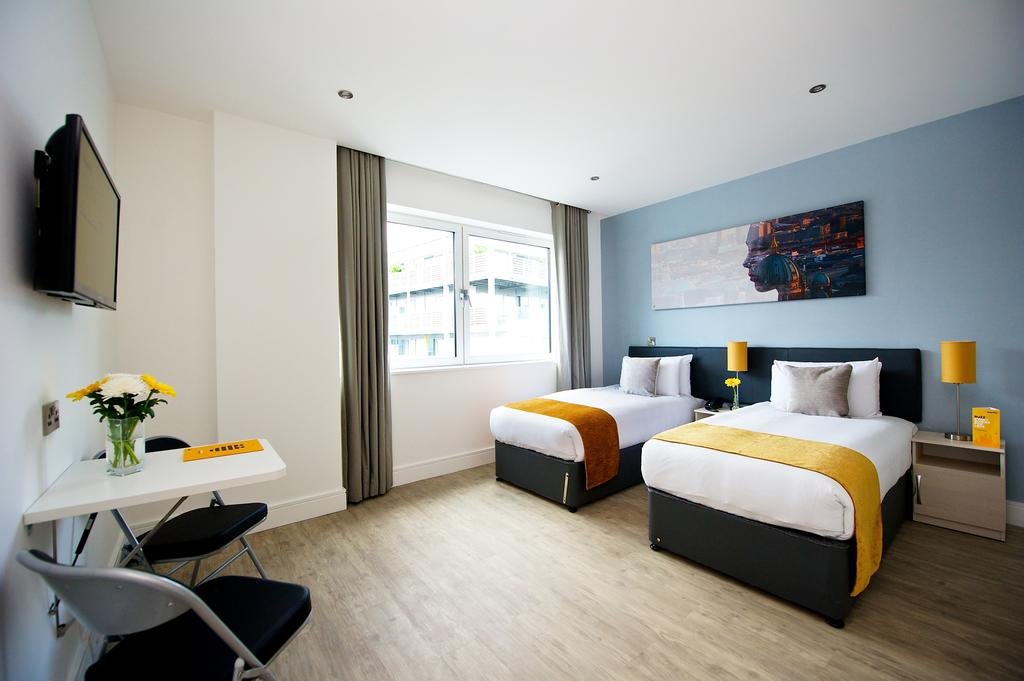 Фото Staycity Aparthotels London Greenwich High Road