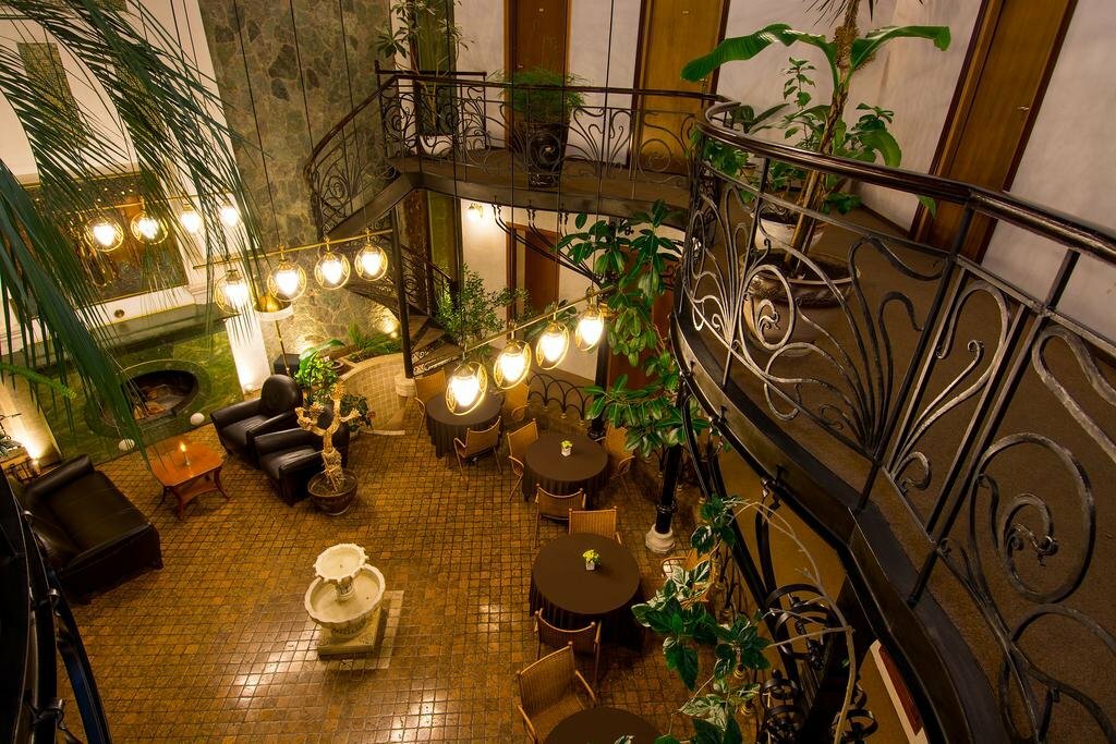 Фото отеля 2