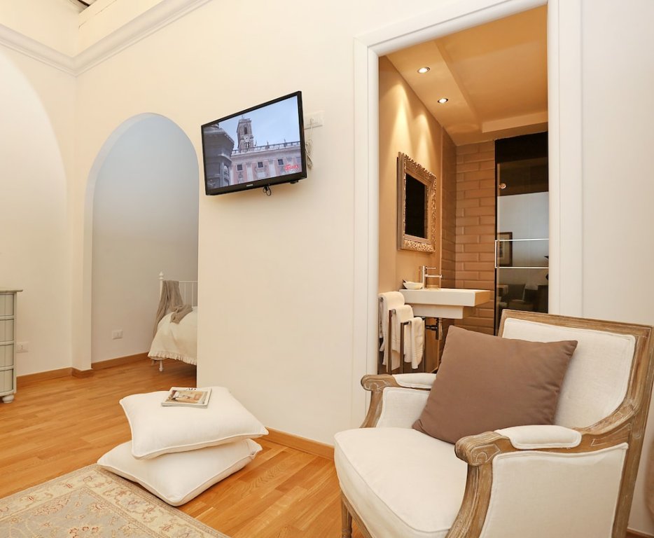 Фото Madonna de’ Monti Suites