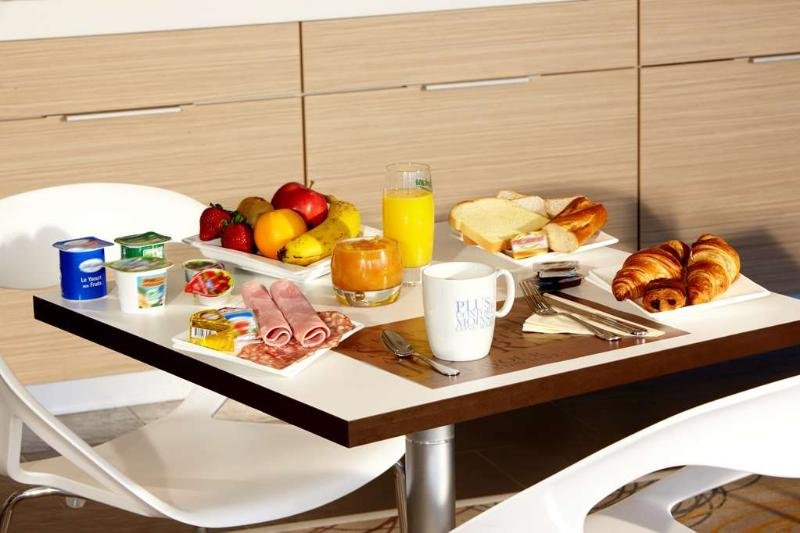 Фото Hotel Kyriad Mulhouse Est - Lutterbach