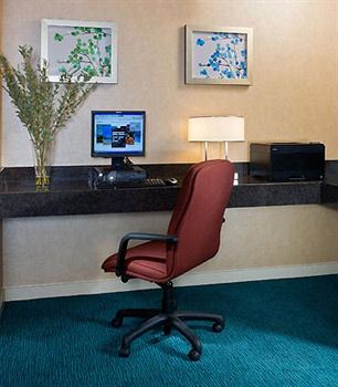 Фото Residence Inn Houston The Woodlands Lake Front Circle