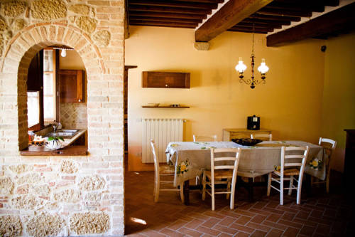 Фото Agriturismo Fonteleccino