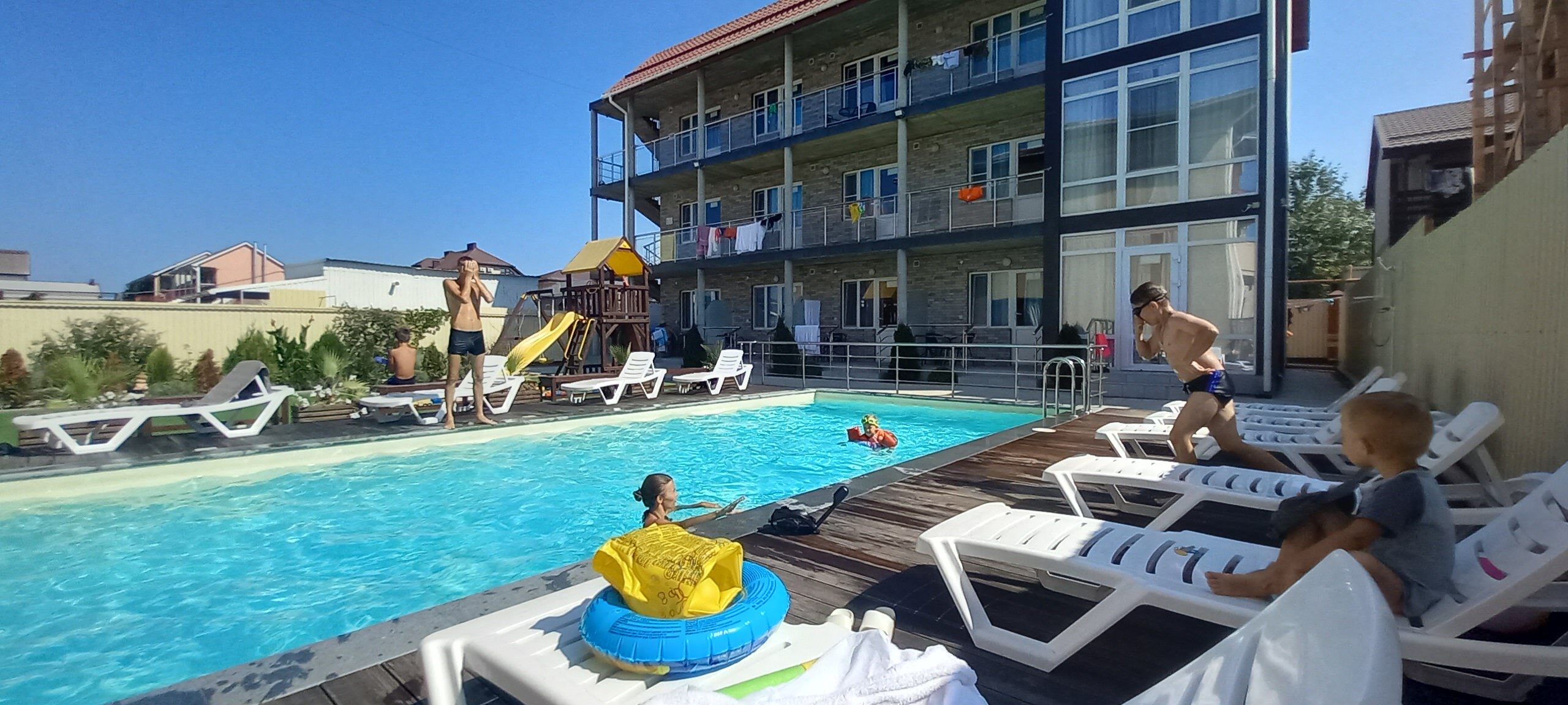 Фото Чер&ника