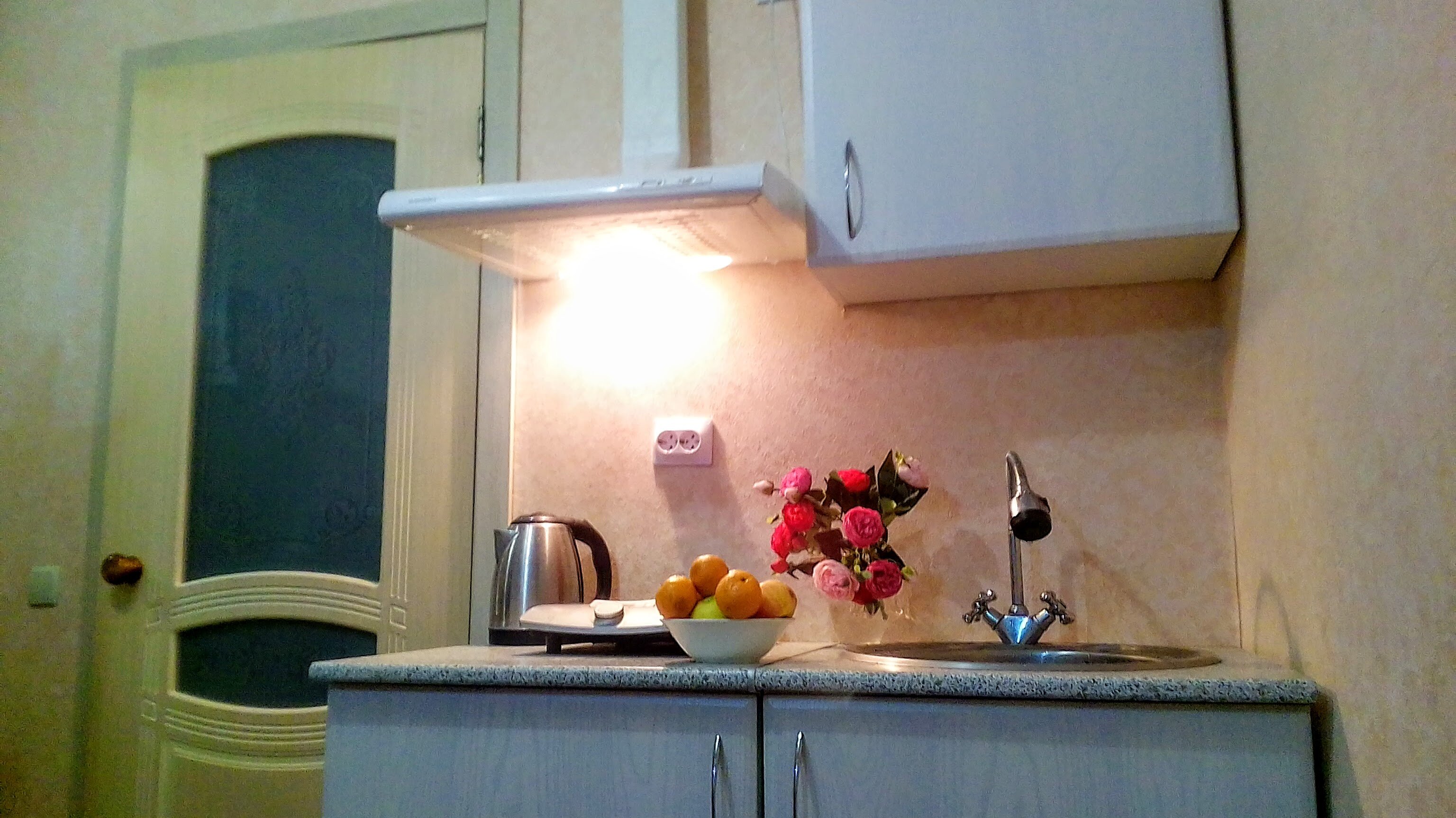 Фото СуточноРОСТОВ на Черепахина 235