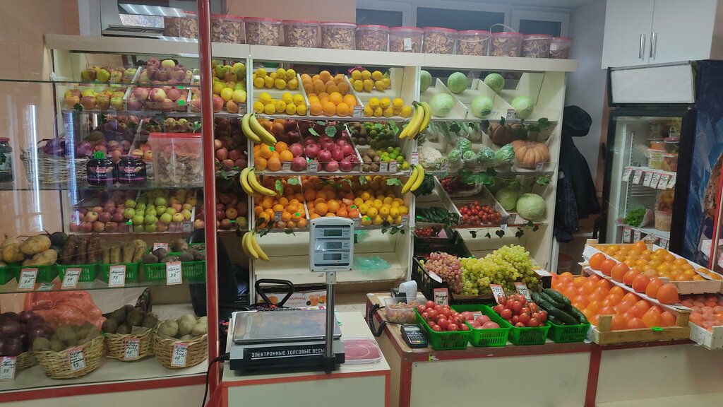 متجر بيع خضر خضروات طازجة Ovoshchi, frukty Ip Gashimova Tamilla ، سان بطرسبرغ، صورة