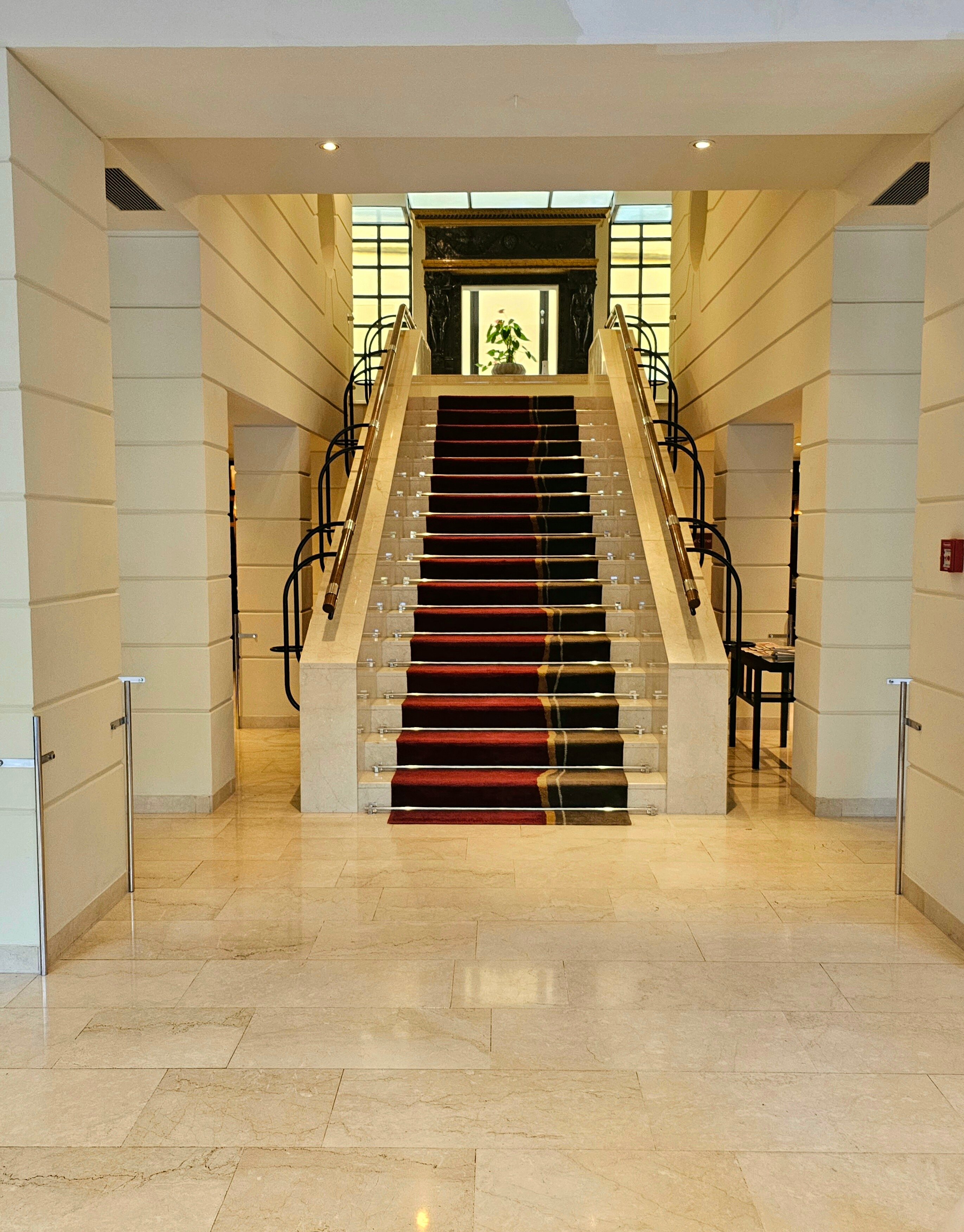 Фото K+k Palais Hotel