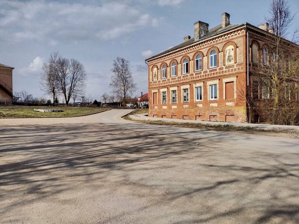 Landmark, attraction Народный дом, Gdov, photo