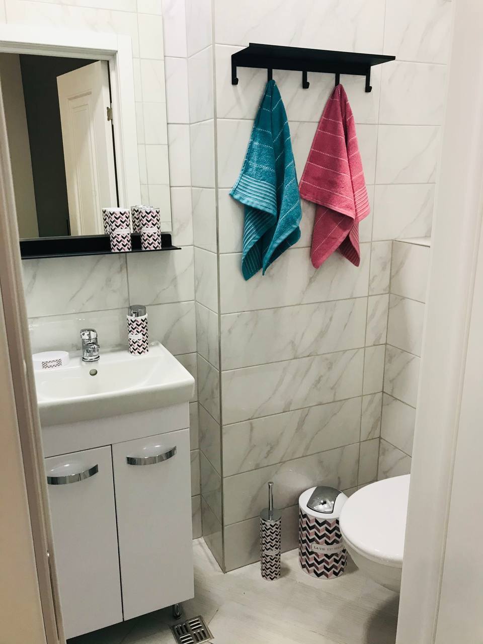 Фото МореСолнцеАпарт на улице Прибрежная 10