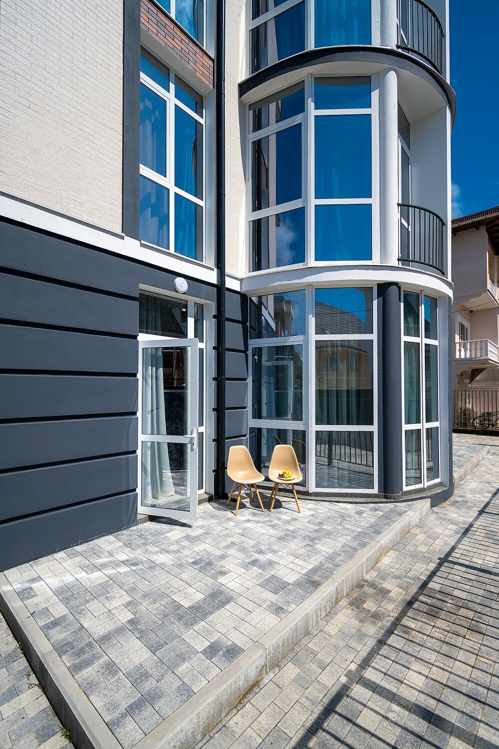 Фото МореСолнцеАпарт на улице Прибрежная 10