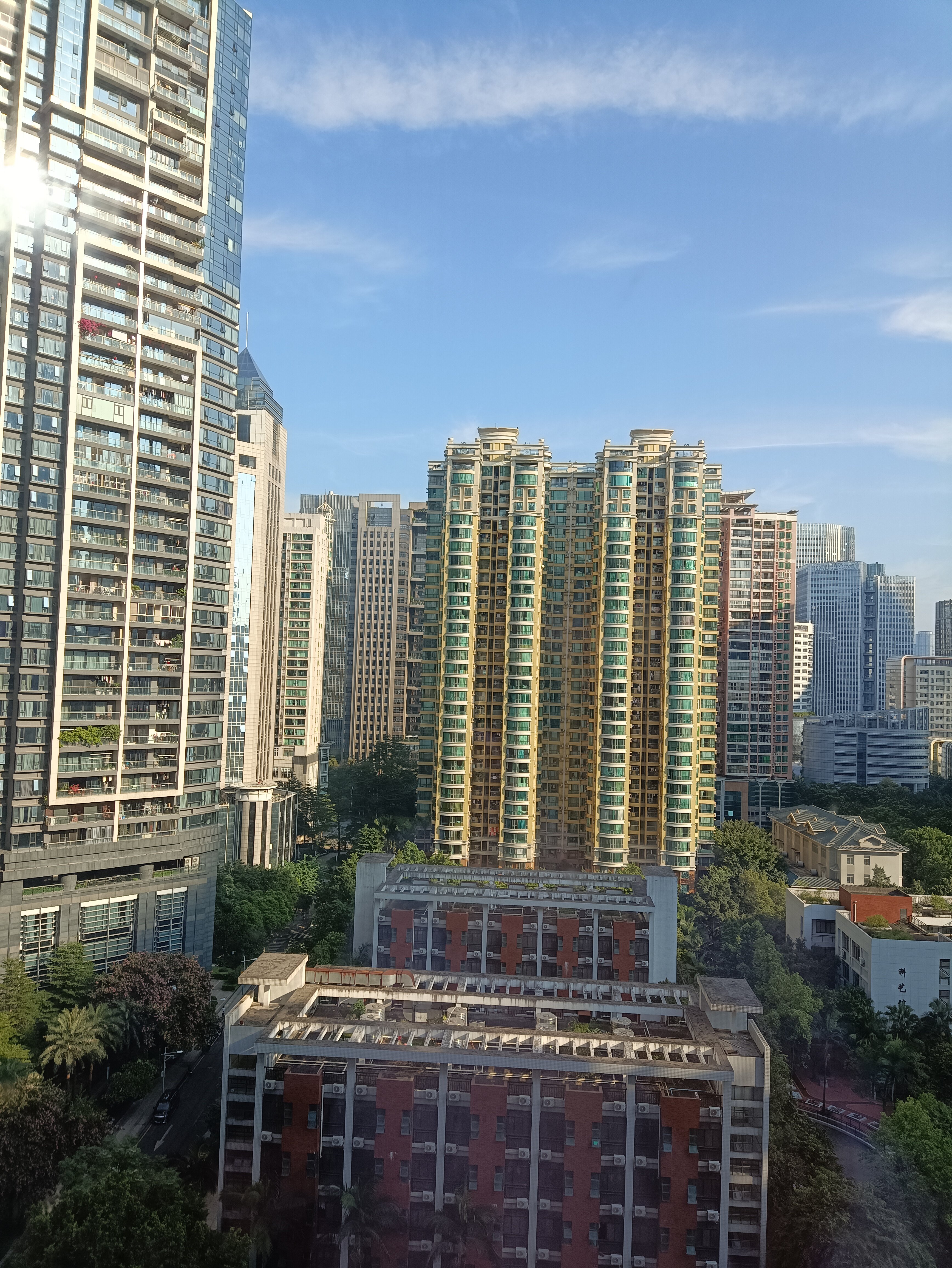 Фото Leeden Hotel Guangzhou