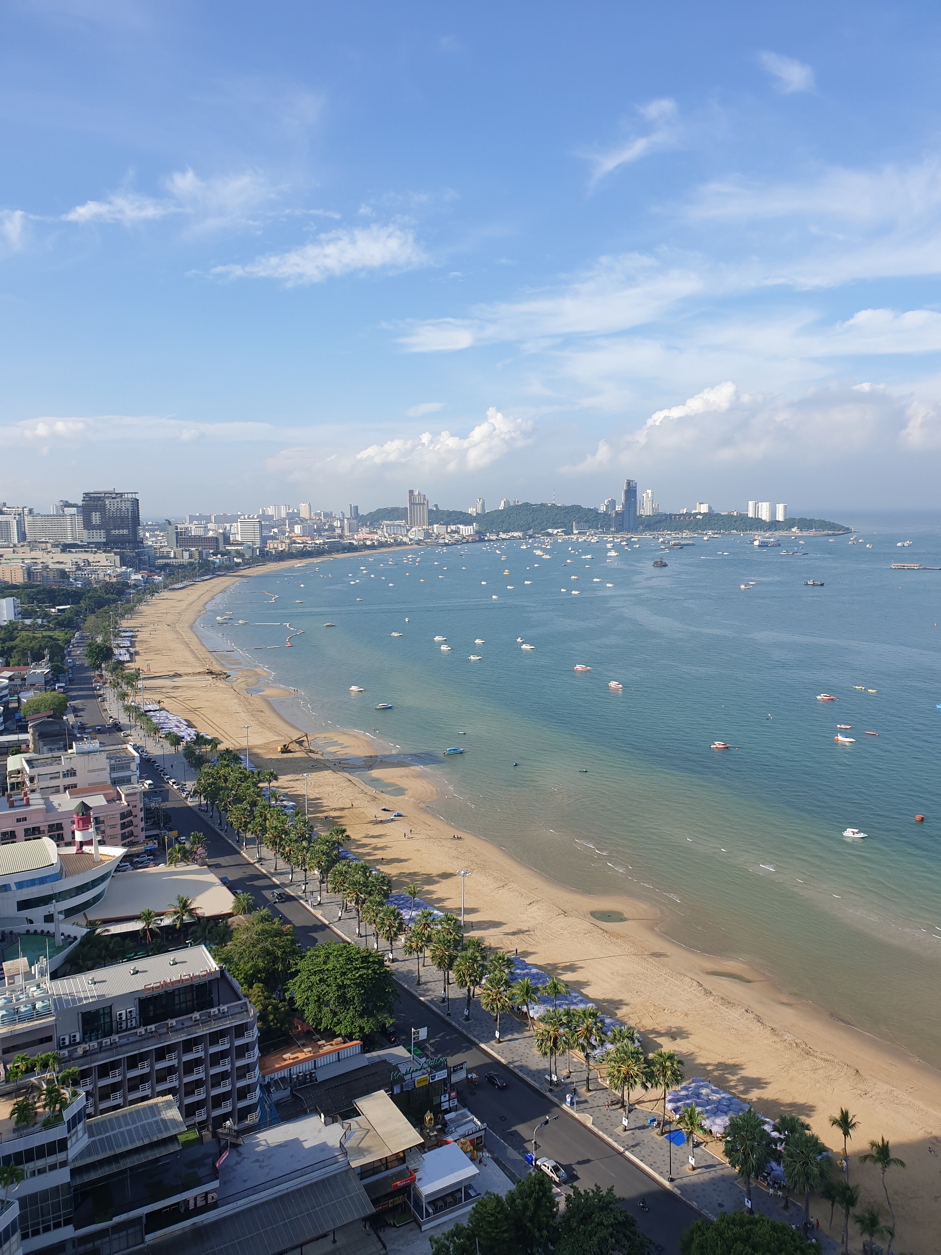 Фото Holiday Inn Pattaya