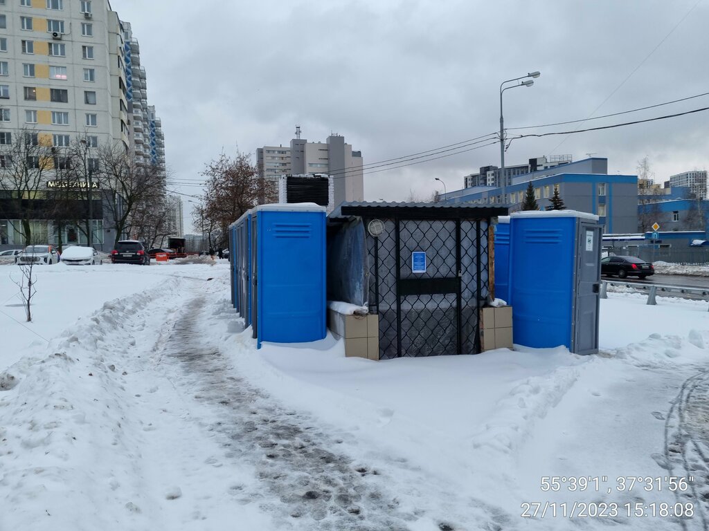 Baño Besplatny obshchestvenny tualet, , foto