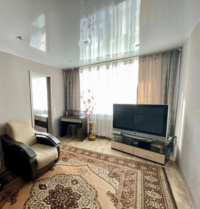 Short-term housing rental Двухкомнатная квартира посуточно, Kineshma, photo