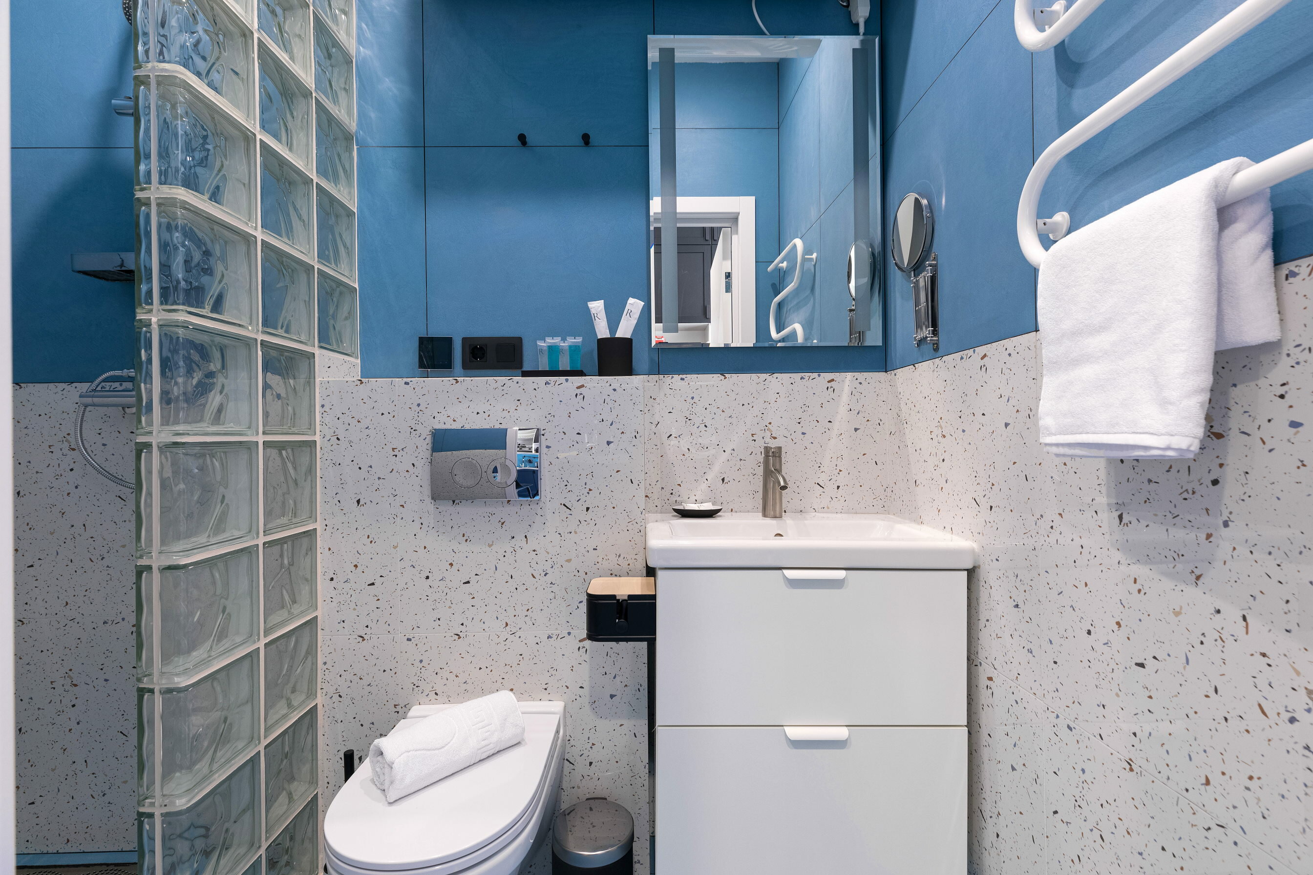 Фото А6 у Эрмитажа