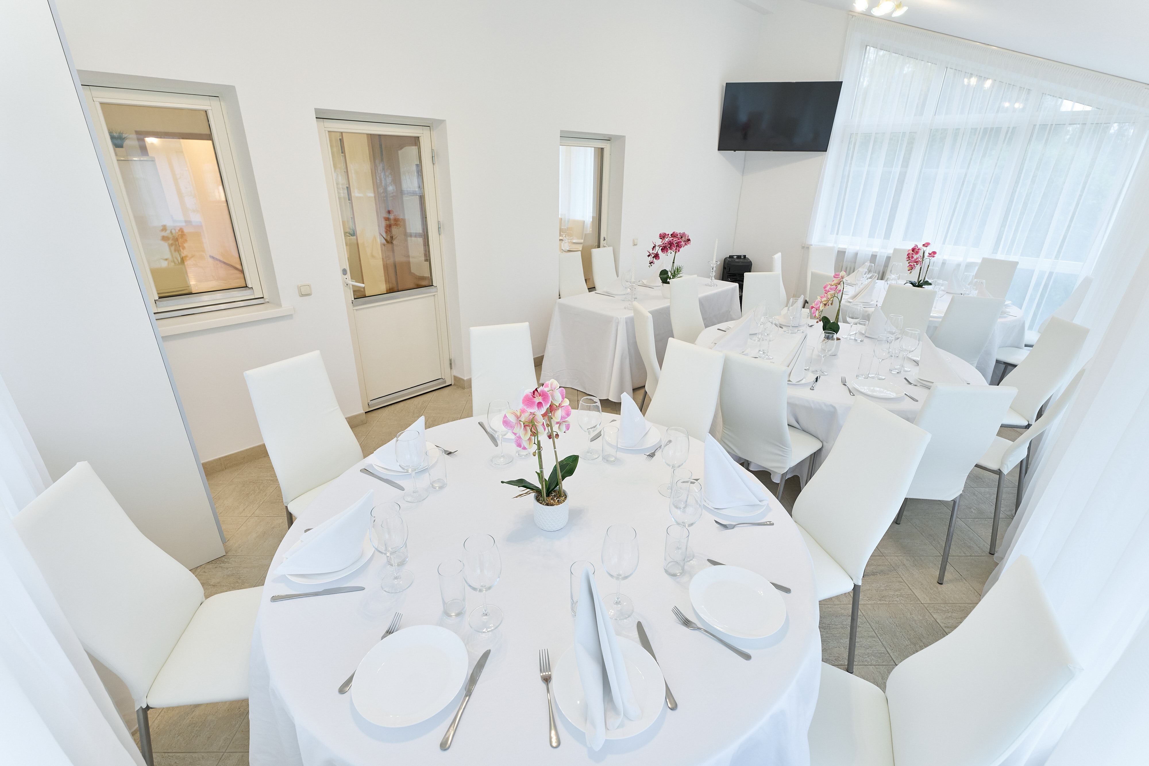 Фото White Luxe Villa