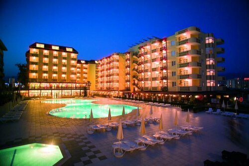 Гостиница Hotel Titan Garden в Конаклы