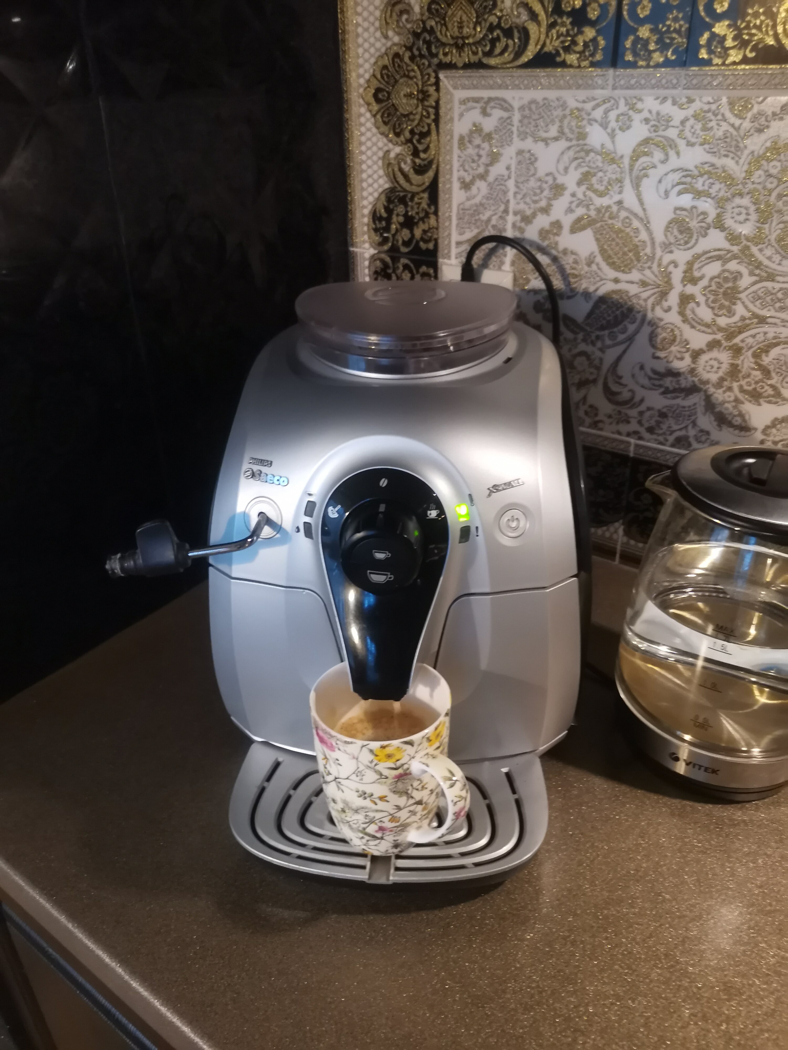 Фото Капитель