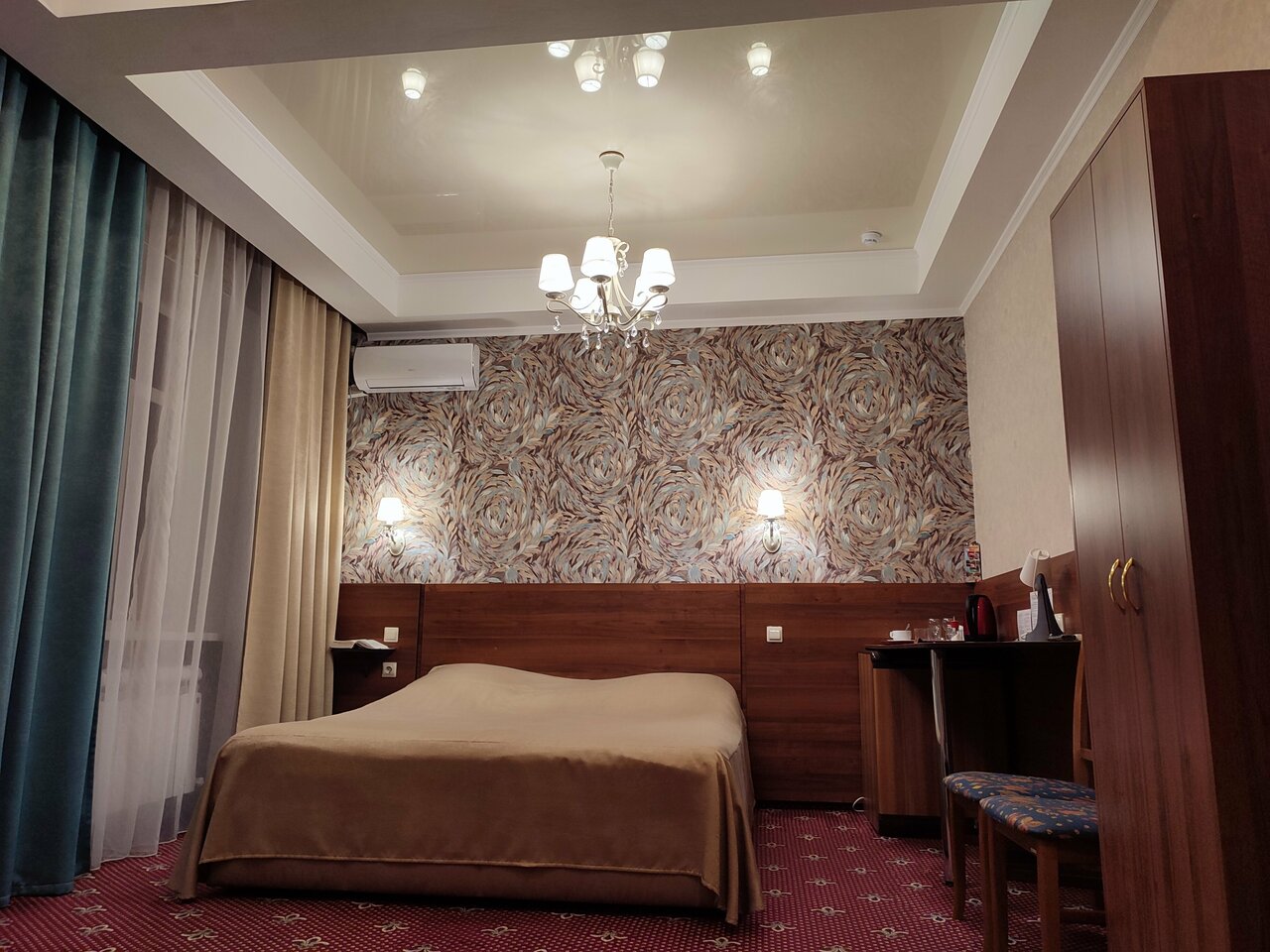 «Гостиницы и отели Бугуруслана» фото материала