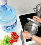 Lyuks Voda (Molodoguardeycev Street, 41Б), venta de agua